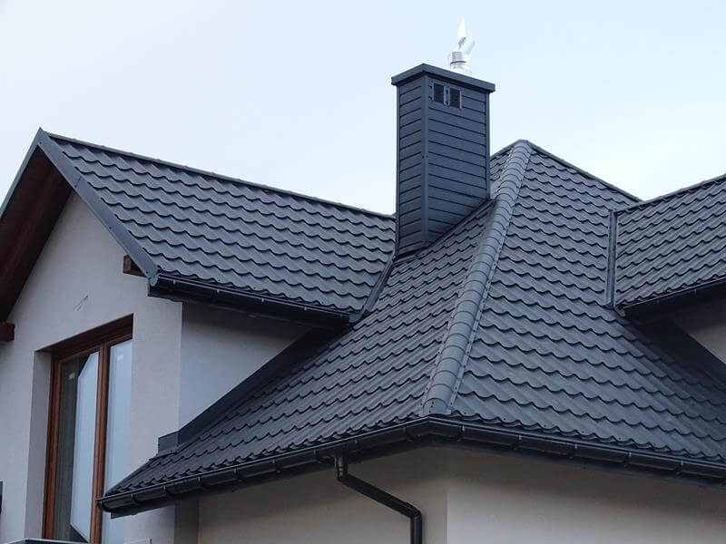 Dach kopertowy pokryty blachodachówką Górno
